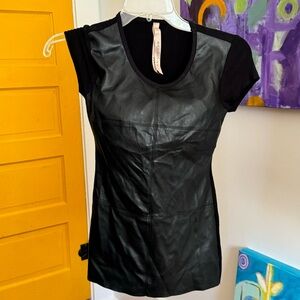 Bailey 44 Brand Women’s Faux Leather Front Shirt Black Size XS Short Sleeve